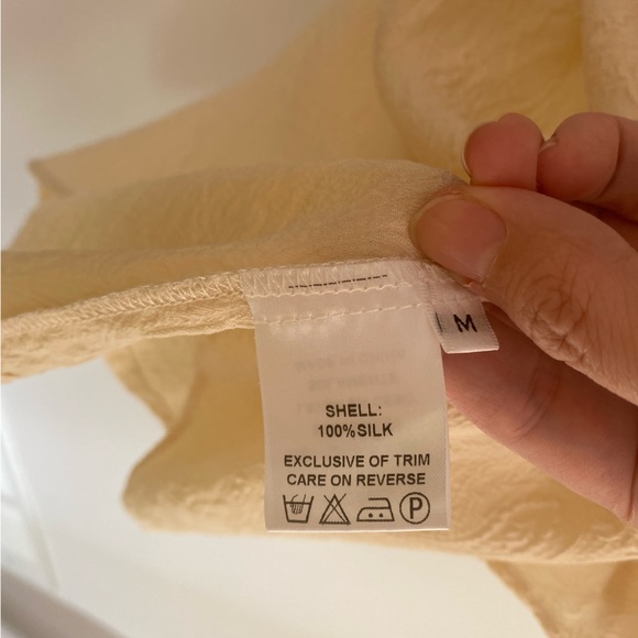 Short sleeve, 100% silk,size M - Picture 3 of 6